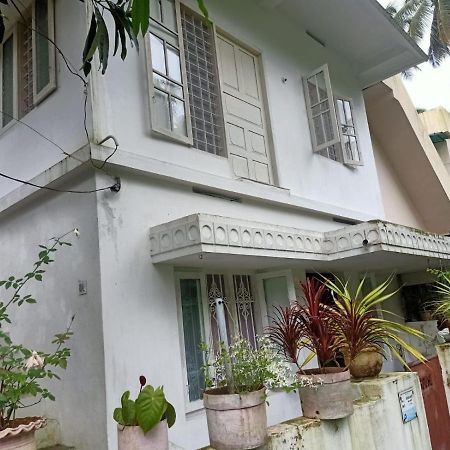 Jestine Homestay Коччи Экстерьер фото